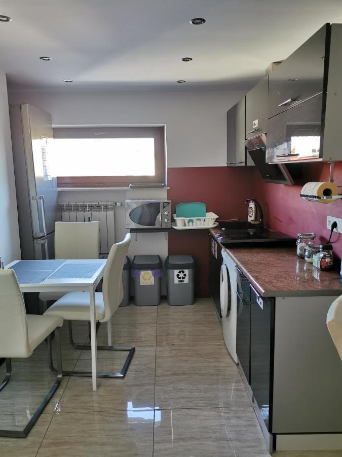 For Rest Hostel Люблин Екстериор снимка