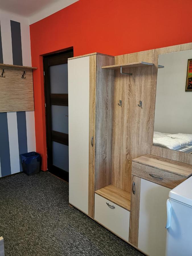 For Rest Hostel Люблин Екстериор снимка