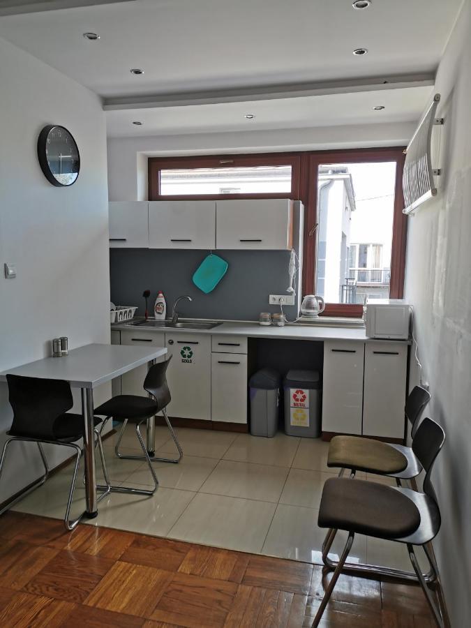 For Rest Hostel Люблин Екстериор снимка